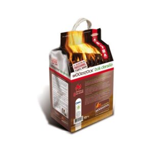 Sack mit 8 verdichteten Holzscheiten